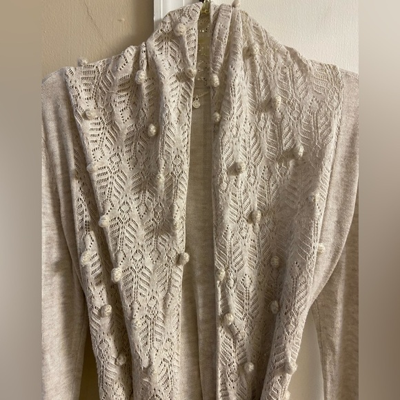 Knitted & knotted Anthropologie sweater cardigan open front cream PomPom  Medium - Picture 4 of 11